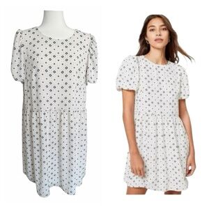 NWOT LOFT Puff Sleeve Babydoll Swing Dress Size 14 White Black Geo Print Lined